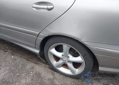 2005 Mercedes-Benz C 230 Kompressor Sport from USA, damaged, VIN WDBRF40J25F710509